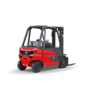 The versatile and maneuverable E35 – E50 electric forklift trucks provide maximum performance during indoor use.