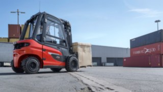 The electric forklift X30 by Linde Material Handling. The electric forklift X30 by Linde Material Handling.