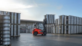 Linde Material Handling H35 diesel forklift truck