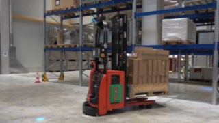 The L-MATIC HD automated pallet stacker from Linde Material Handling in use in the warehouse The L-MATIC HD automated pallet stacker from Linde Material Handling in use in the warehouse