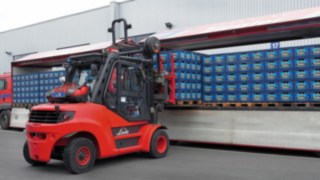 H80 gas forklift from Linde Material Handling 