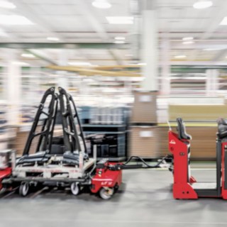 automated_truck-towing-retail-4291_D automated_truck-towing-retail-4291_D