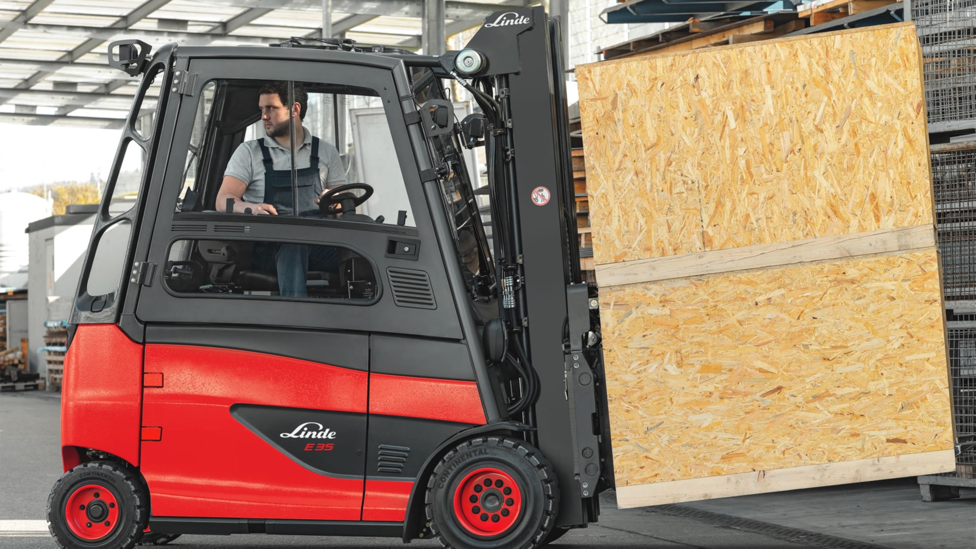 Global Forklift Truck Cabin Market 2020 Segmented By Source Application And Geography Growth Trends And Forecast 2025 The Courier