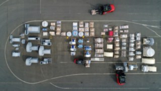Simply coordinating transport jobs with the Truck Call App Forklift trucks in operation in the yard