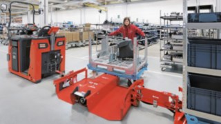 Linde Material Handling tugger trains are characterized by their high availability.