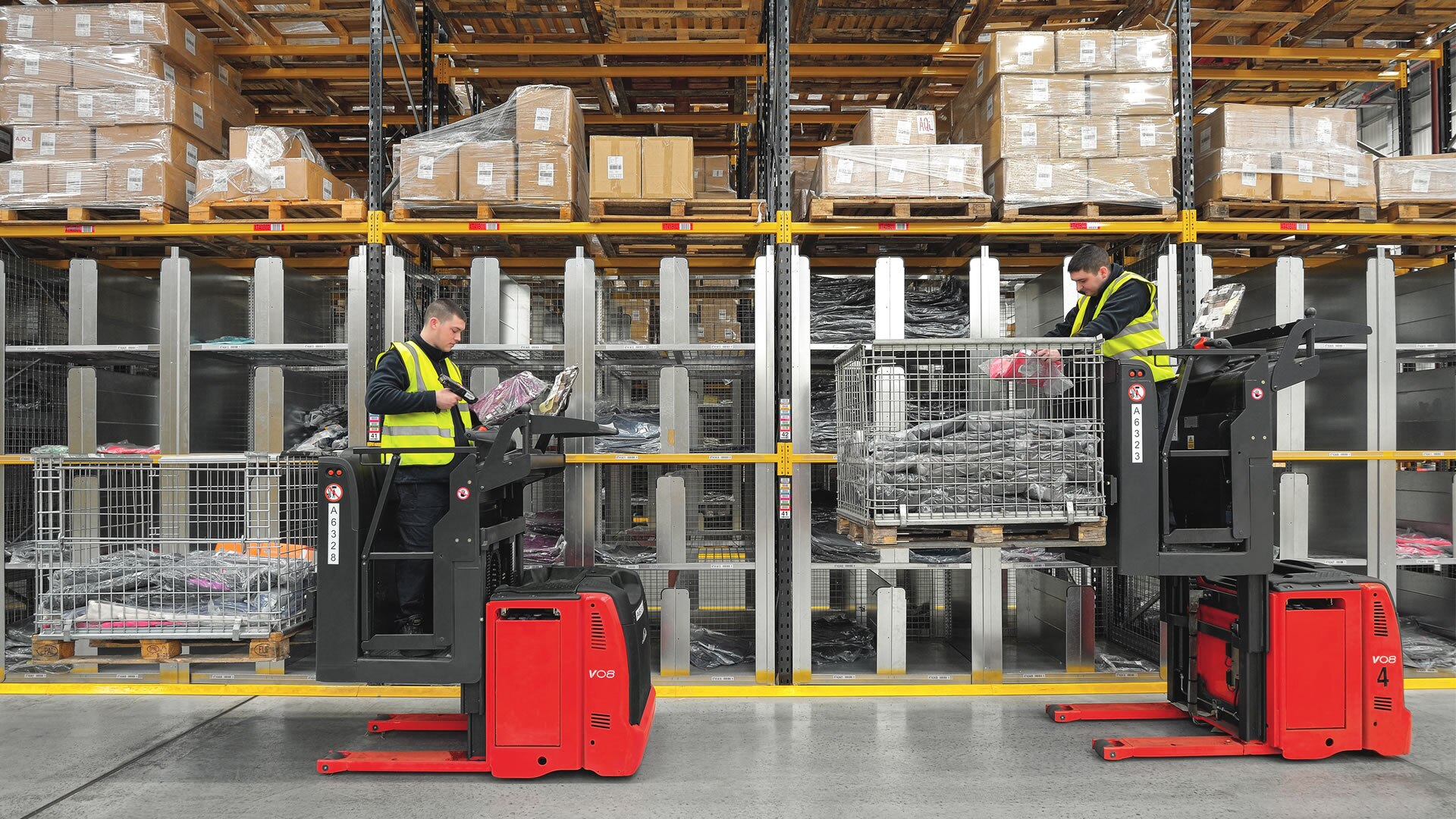 order picker machine