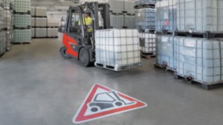 Linde X25 forklift in the CEMEX production hall at their Salzkotten site