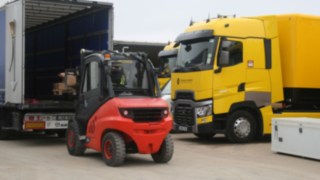 Linde MH IC truck, Renault Formula 1