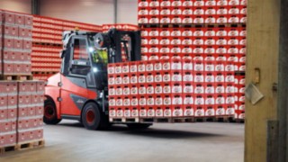 Electric forklift E80 from Linde Material Handling in use Electric forklift E80 from Linde Material Handling in use at Cölner Hofbräu P. Josef Früh KG in Cologne-Feldkassel