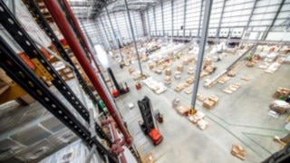 Individual solution from Linde Material Handling at Hachette UK's distribution center.