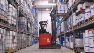 Linde MH's reach truck with explosion-protection R14 EX in the Inver GmbH warehouse.