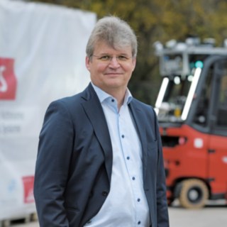 Stefan Prokosch, initiator of the KAnIS project, Linde MH