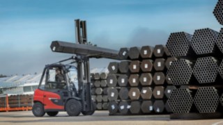 The Linde X50 in operation at Layher The Linde X50 in operation at Layher