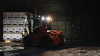 IC-truck H120 D from Linde Material Handling in use at Norrlands trä