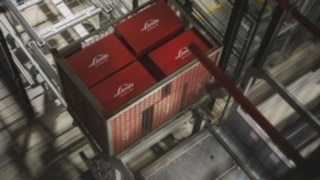 Linde service kits are transported in mesh boxes