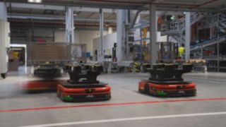 Linde AMRs navigate the warehouse
