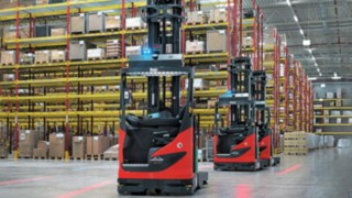 Multiple Linde R-MATIC automated reach trucks in operation at Simon Hegele.