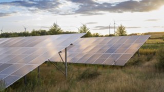 Ground-mounted photovoltaic system at the Linde MH production facility in Kołbaskowo, Poland