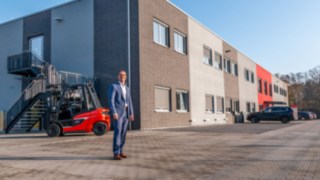 Linde Material Handling Rhein-Ruhr inherits the strong market profile of Pahlke Fördertechnik and Schrader Industriefahrzeuge