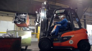 The H30 diesel forklift truck in use at Bohai Trimet Automotive